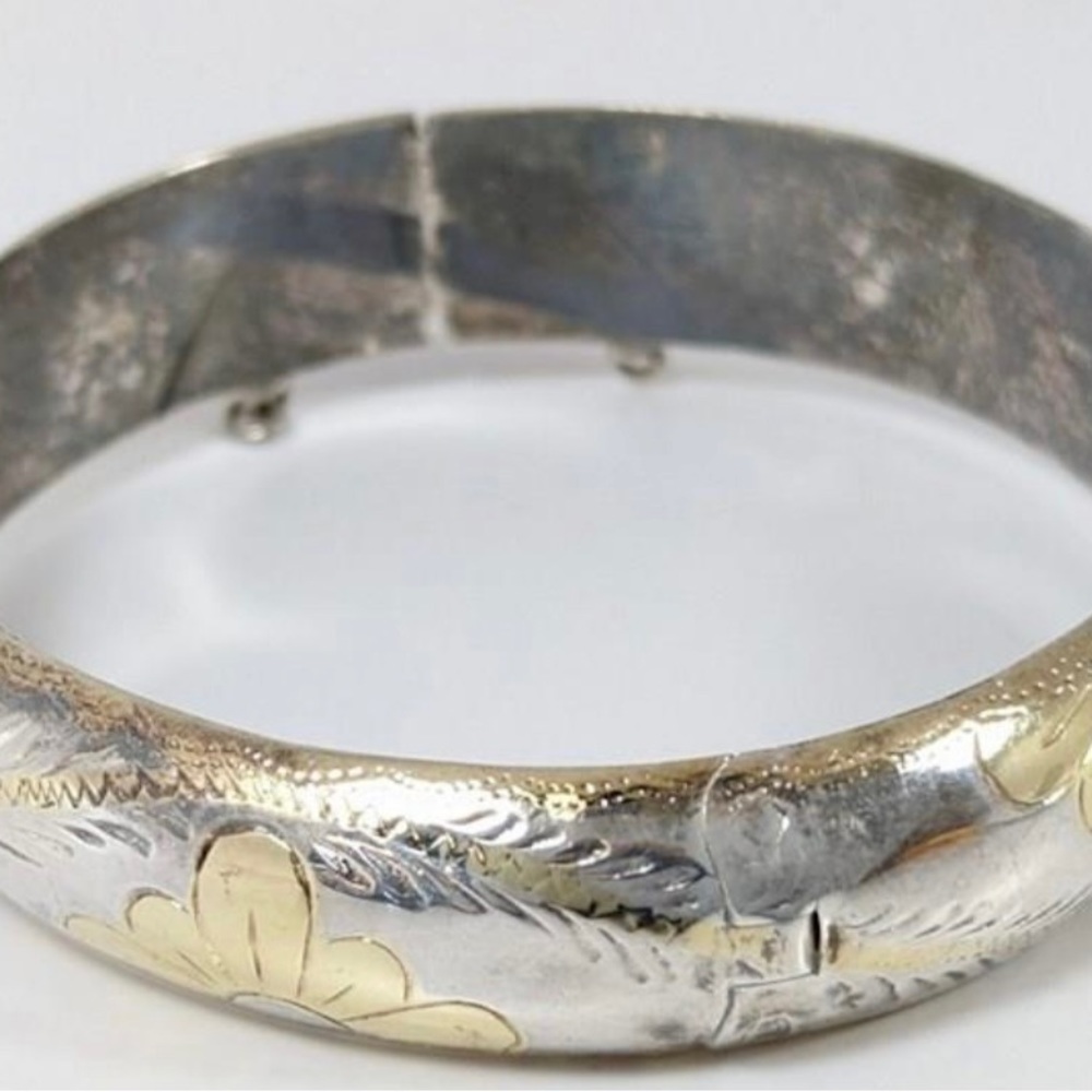 Etched Estate 2-tone 7 inch silver bangle, 18.2 grams
